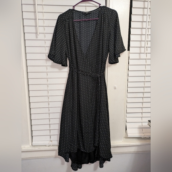 Lulus Women's Farah Black Print Midi Wrap Dress. EUC Size S - Picture 5 of 12